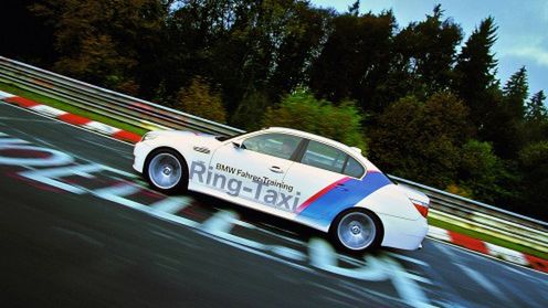 BMW-M5-Ring-Taxi
