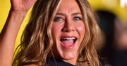 Jennifer Aniston prezentuje mięśnie brzucha w ZA MAŁYM BIKINI (ZDJĘCIA)