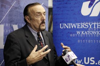 Profesor Philip Zimbardo w Warszawie. "Jednostka jest przeceniana, ważniejsze są zespoły"