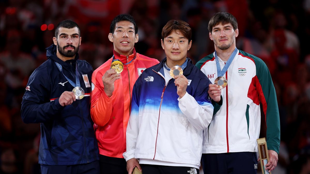 Zdjęcie okładkowe artykułu: Getty Images / Steph Chambers / Na zdjęciu: Podium zawodów w judo do 81 kg na IO 2024.