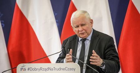 14. emerytura na stałe i walka z "dyktaturą deweloperów". Takie obietnice złożył w weekend PiS
