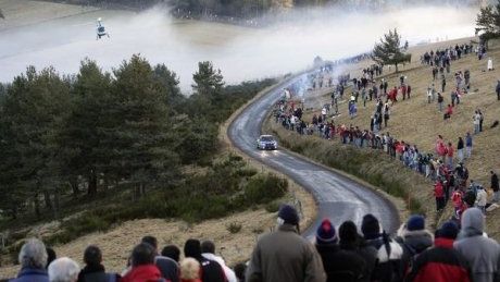 Petter Solberg w Subaru Impreza na trzecim etapie Rajdu Monte Carlo 2007