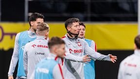 Kibice czekali kilka godzin na polskich piłkarzy. Zatrzymał się tylko jeden