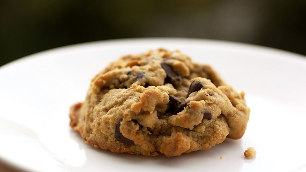 Ciasteczka z kawałkami czekolady przygotowane z dodatkiem margaryny