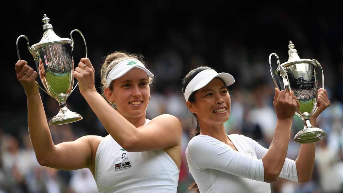 Zdjęcie okładkowe artykułu: PAP/EPA / NEIL HALL / Na zdjęciu: Elise Mertens i Su-Wei Hsieh, mistrzynie Wimbledonu 2021 w deblu kobiet
