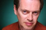 Steve Buscemi przechadza się po zakazanym Atlantic City