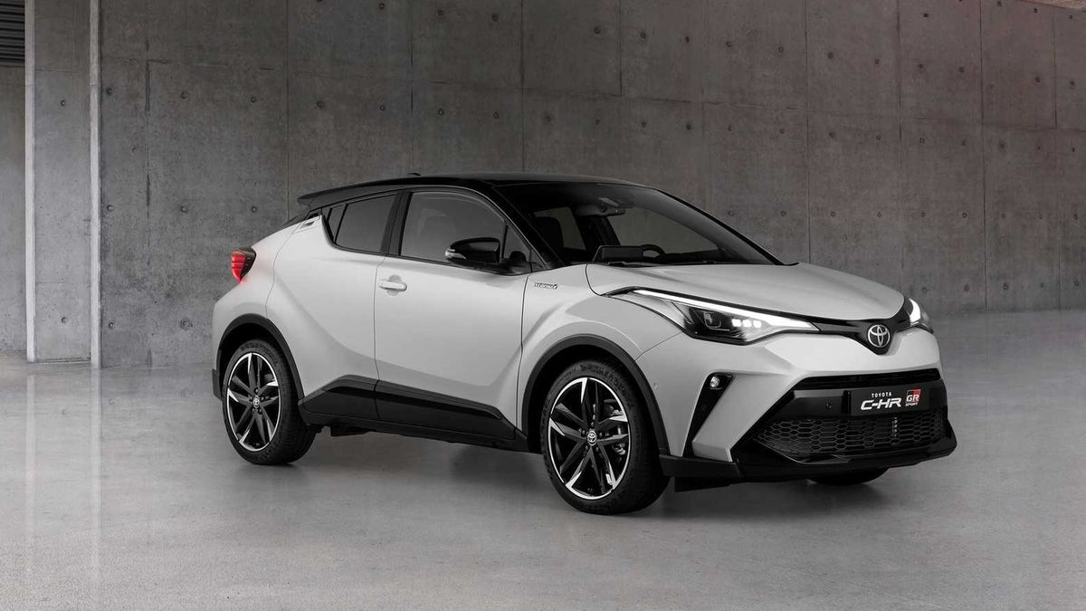 C-HR GR Sport wyróżnia się sportowym charakterem.