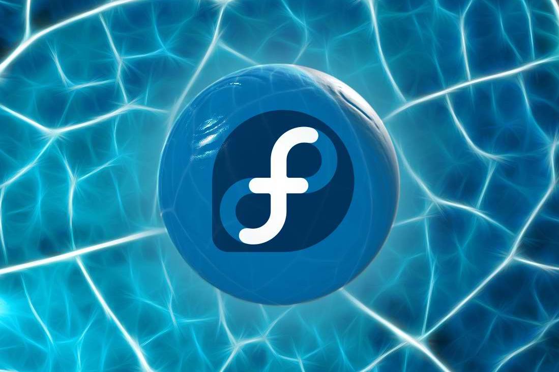 Fedora 22 już dostępna. Znajdziemy w niej GNOME 3.16 i nieco Waylanda