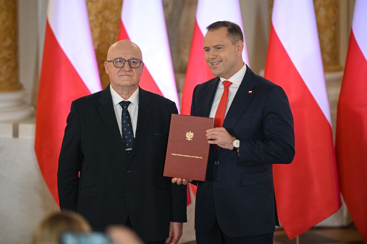 To już oficjalne. Nawrocki odebrał dokument z PKW