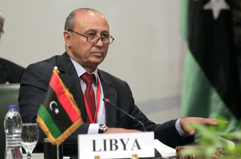 Mohammed Abdel Aziz - minister spraw zagranicznych Libii na spotkaniu w Kairze.