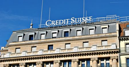 Straty Credit Suisse mniejsze niż prognozowano