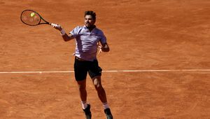 Stan Wawrinka sprostał wyzwaniu. Dobry początek gospodarzy w Madrycie