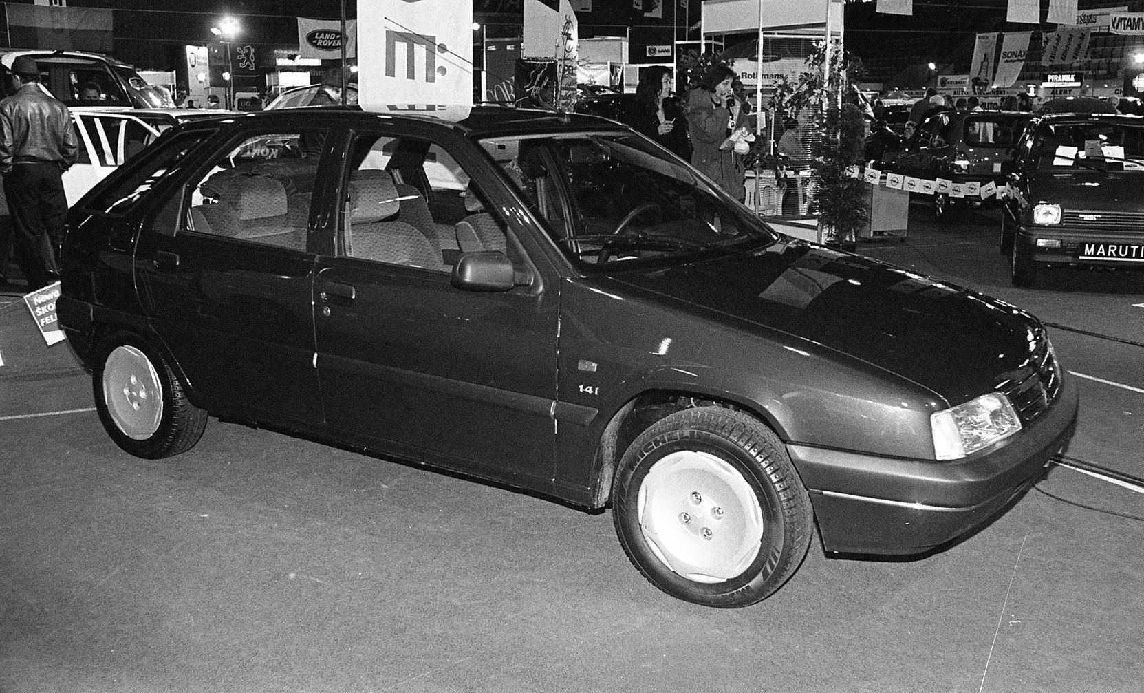 Katowicki Spodek, targi motoryzacyjne 1995 i wielkie marzenia kierowców sprzed 30 lat