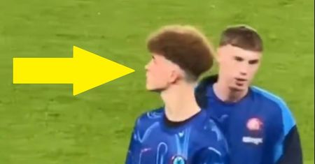 Gwiazda aż stanęła obok. Zabawna scena przed meczem