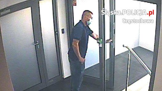 Częstochowa. Policja poszukuje trzeciego wspólnika oszustwa.