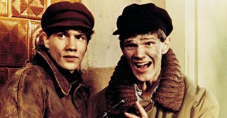"Pogranicze w ogniu" ma już 30 lat. Jak dobrze znasz pamiętny serial?