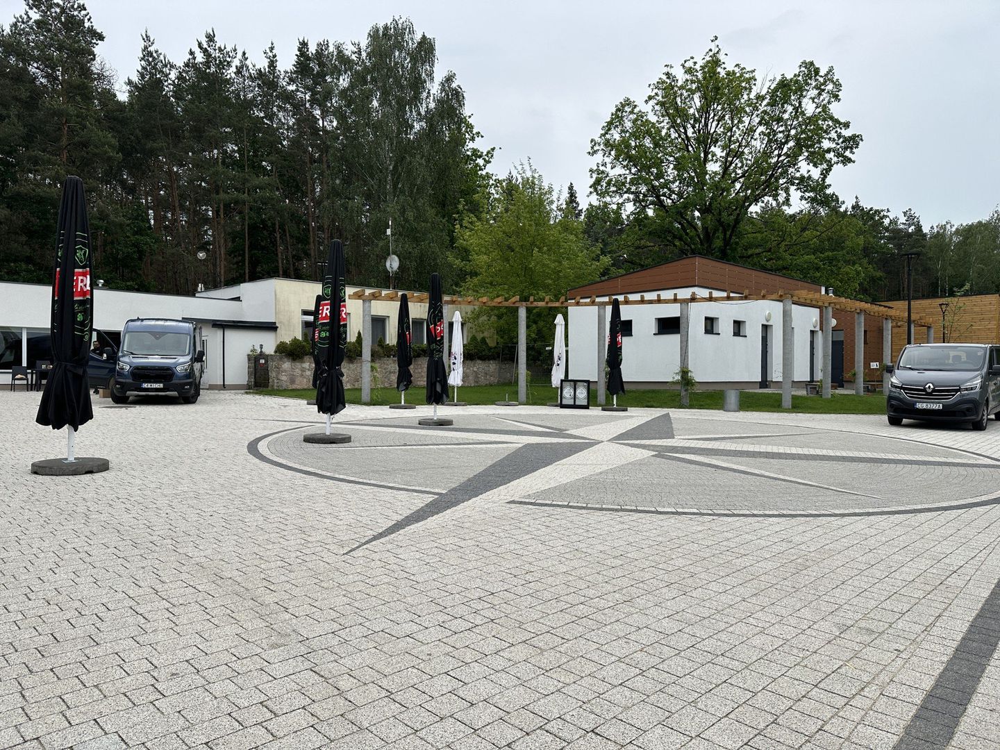 Plaża gminna w Białym Borze pod Grudziądzem. Ile zapłacimy za wstęp, atrakcje, sprzęt wodny, wynajem domków? Mamy cennik