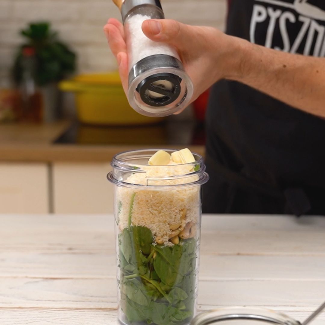 Domowe pesto szpinakowe