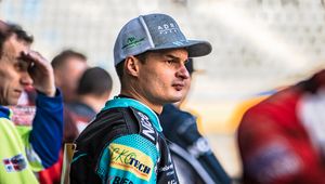 Żużel. Adrian Miedziński zjechał z toru. Derby dla Polonii!