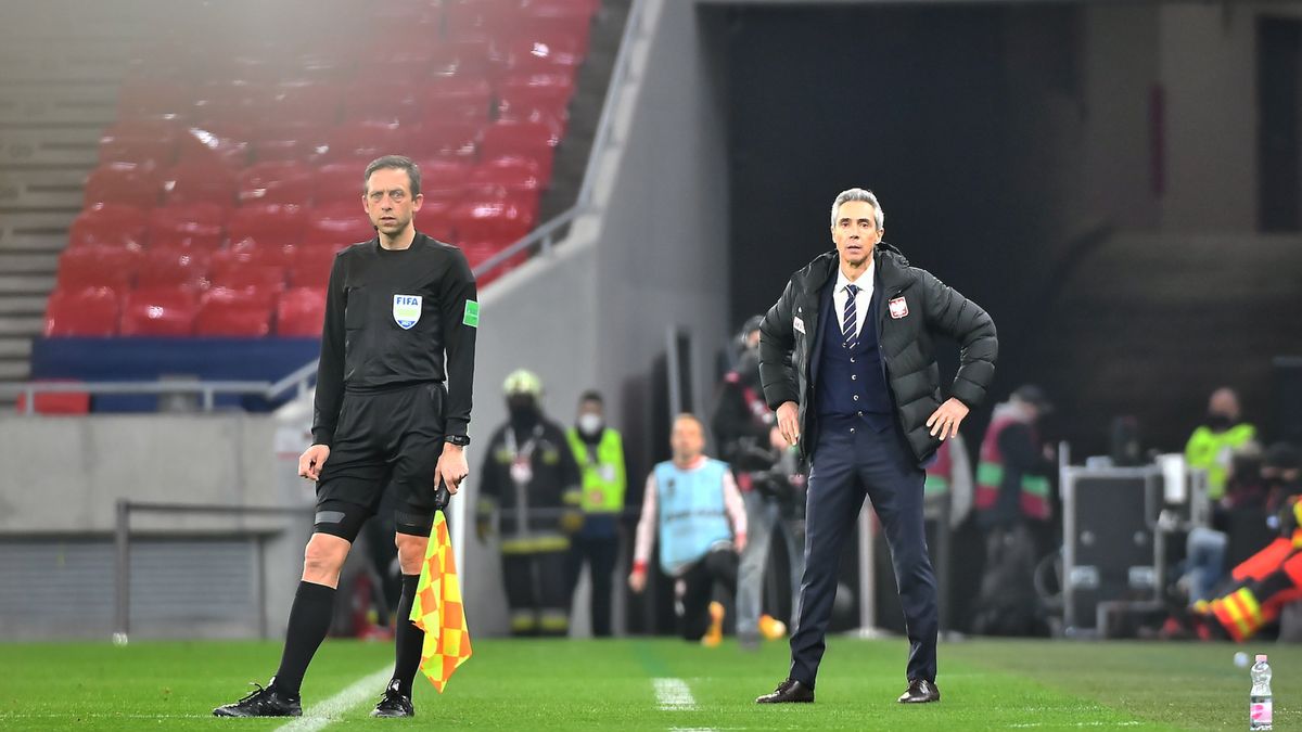 PAP/EPA / Zsolt Szigetvary / Na zdjęciu: Paulo Sousa (z prawej)