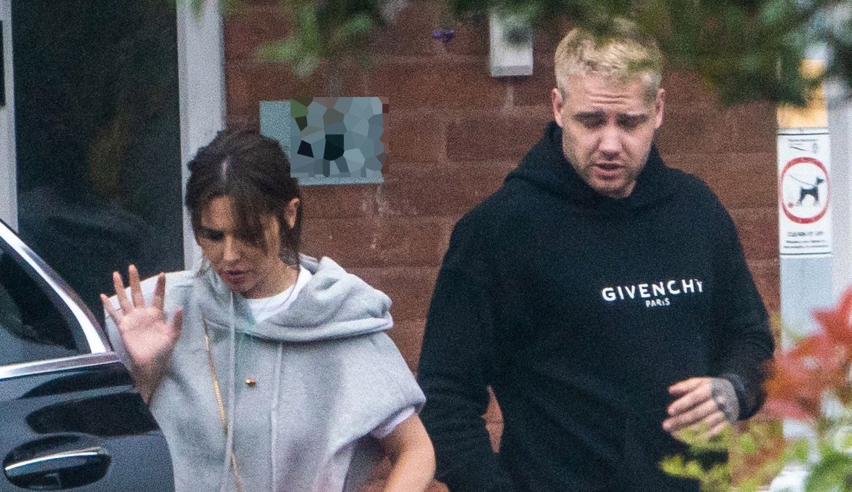 Cheryl Cole i Liam Payne wychodzą z domu jego siostry po rodzinnej imprezie
