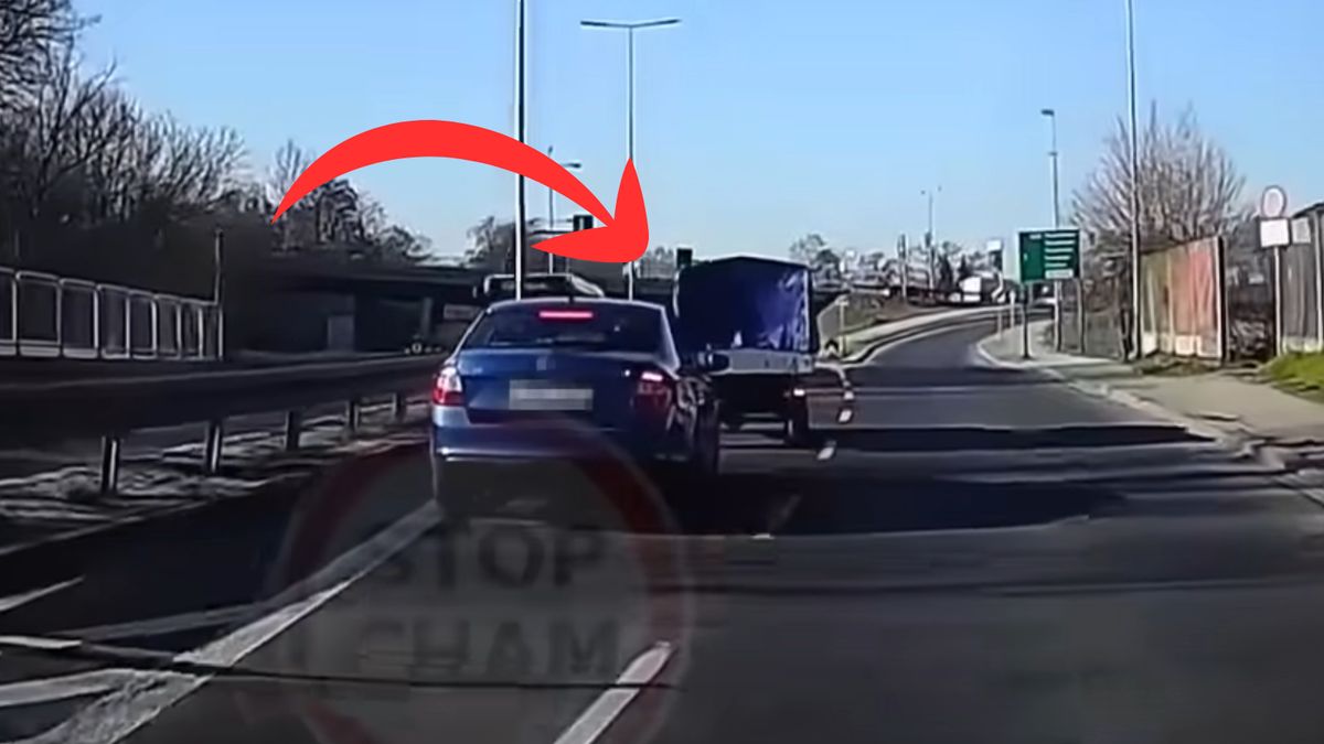 Internauci zaczęli komentować zachowanie kierowcy meleksa  