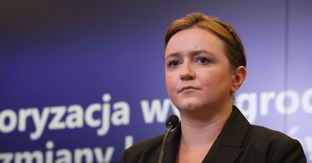 "Przyszłam odkłamywać". Zarzuty w studiu ws. "lex Tusk"