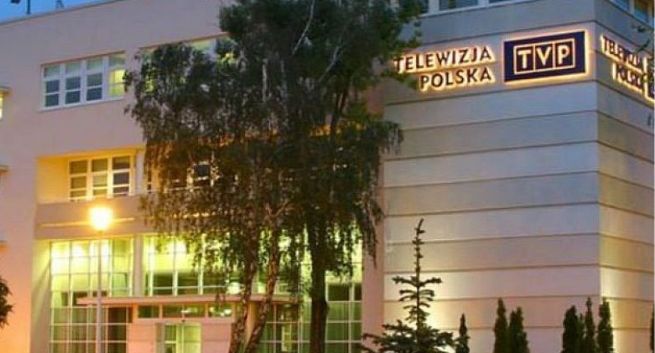 Dyrektor TVP3 Poznań przeprosił osoby LGBT+ i muzułmanów. "Słowa, które nigdy padać nie powinny"