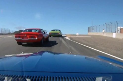 Boss 302 czy Challenger i Camaro | Wyścig klasyków w Monterey [wideo]