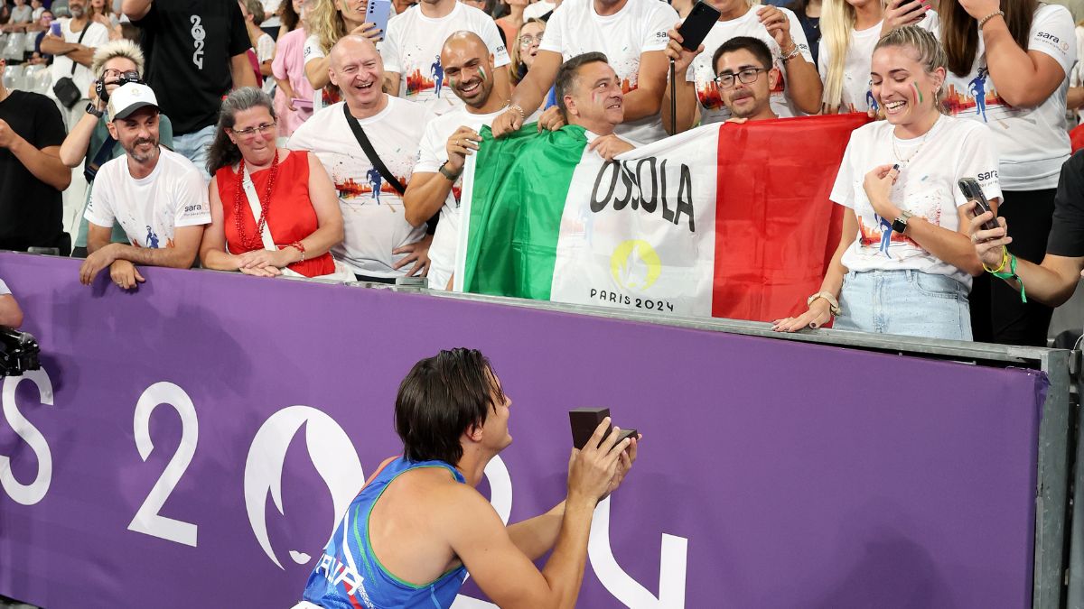 Paraolimpijczyk oświadczył się swojej dziewczynie na stadionie