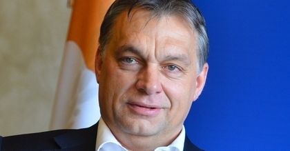Węgry zamykają drzwi przed imigrantami. Unia żąda wyjaśnień