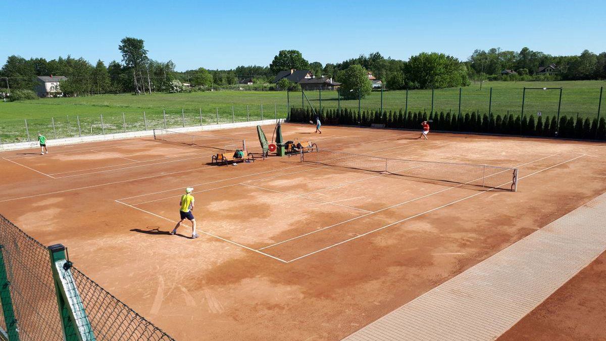 Zdjęcie okładkowe artykułu: Facebook / Tenis Kozerki/Facebook / Na zdjęciu: korty tenisowe