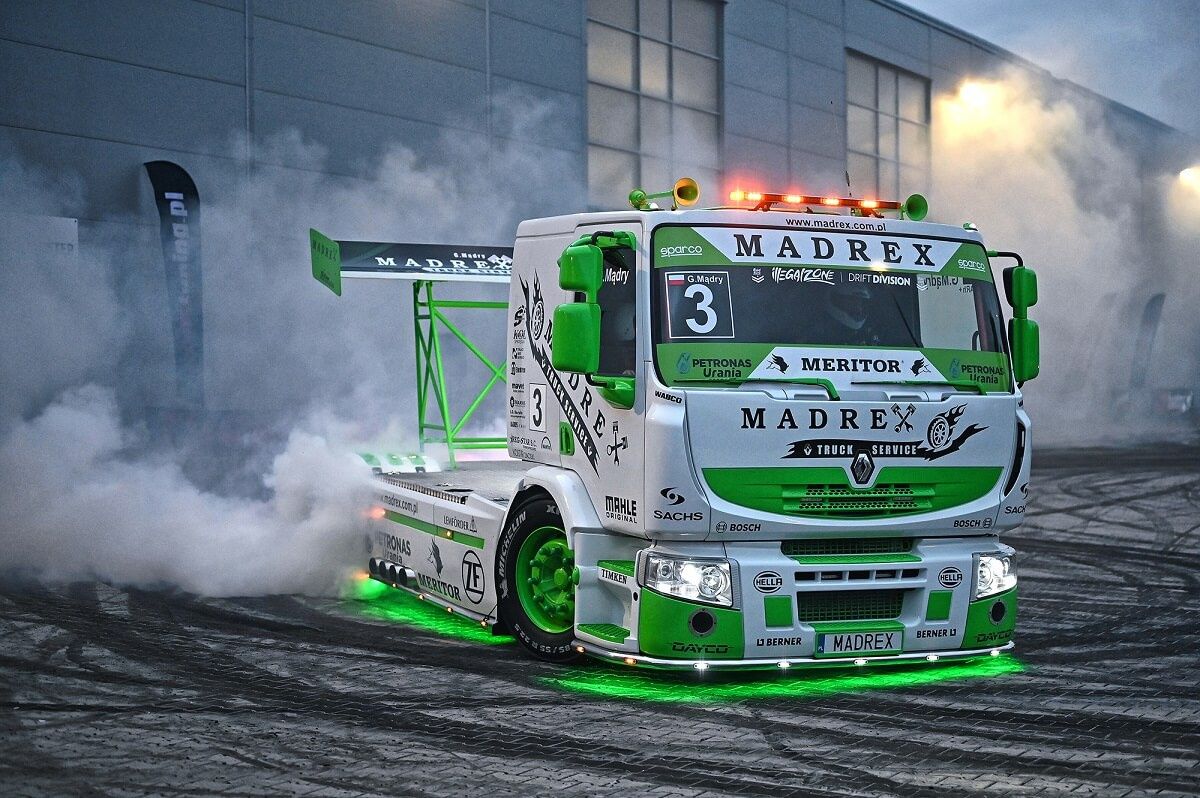 Drift Truck prowadzony przez Grzegorza Mądrego (Madrex)