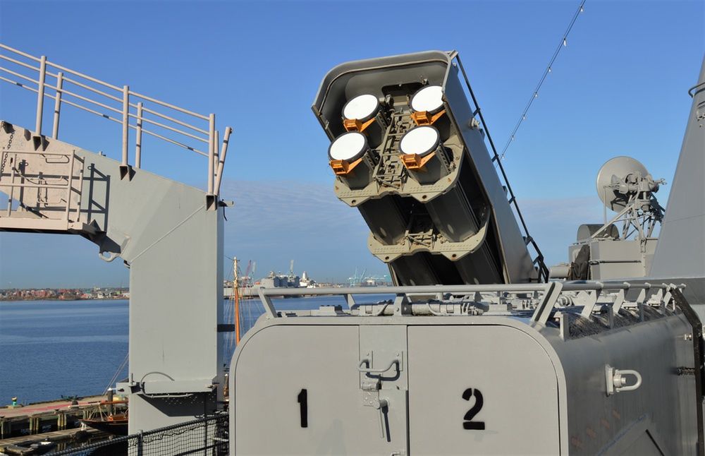 Wyrzutnia pocisków Tomahawk na pancerniku USS Wisconsin