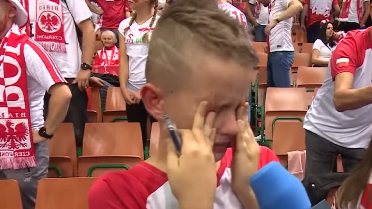 Zdjęcie okładkowe artykułu: YouTube / Polsat Sport / Na zdjęciu: młody fan reprezentacji siatkarzy