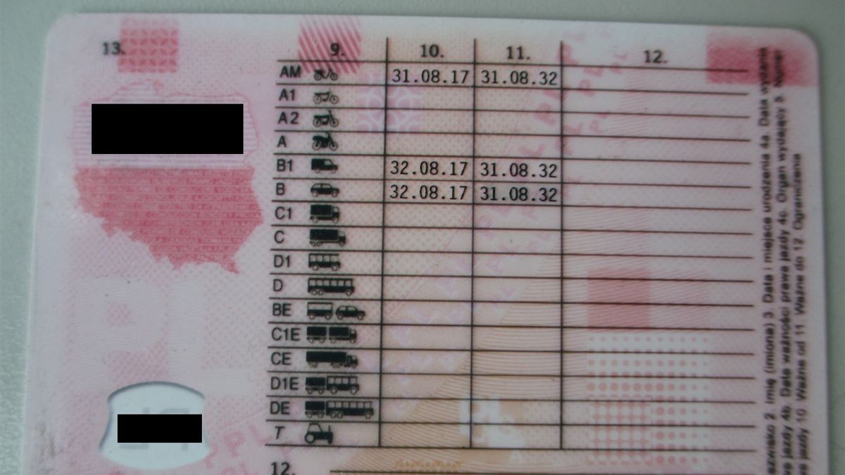 Dokumenty mogą być podrobione lepiej lub gorzej. To prawo jazdy należy do tej drugiej kategorii