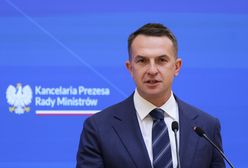 Adam Szłapka skrytykowany. Przedwcześnie ogłosił rolę premiera podczas telekonferencji