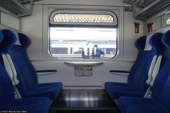 Numeracja miejsc w pociągu. Jak rozszyfrować, czy to fotel przy oknie, od korytarza czy na środku?