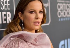 Kate Beckinsale nie udaje, że nie widzi hejtu. Odpowiada na komentarze internautów