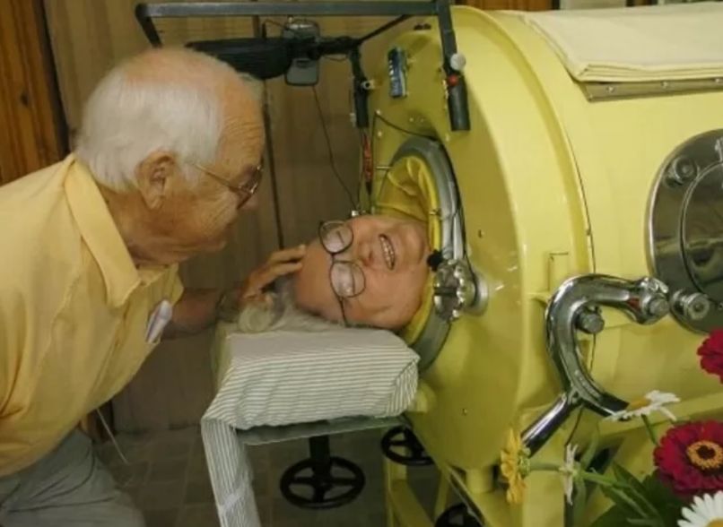 60 lat spędziła w żelaznym płucu