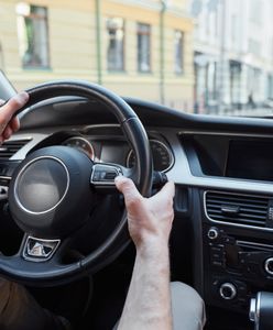 Wypożyczył auto na Okęciu. Firma chciała, żeby zapłacił za cudze usterki