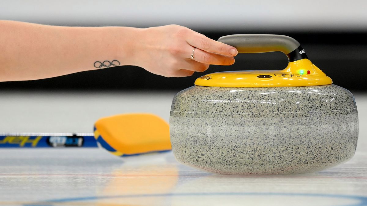 Getty Images /  David Ramos / Na zdjęciu: curling