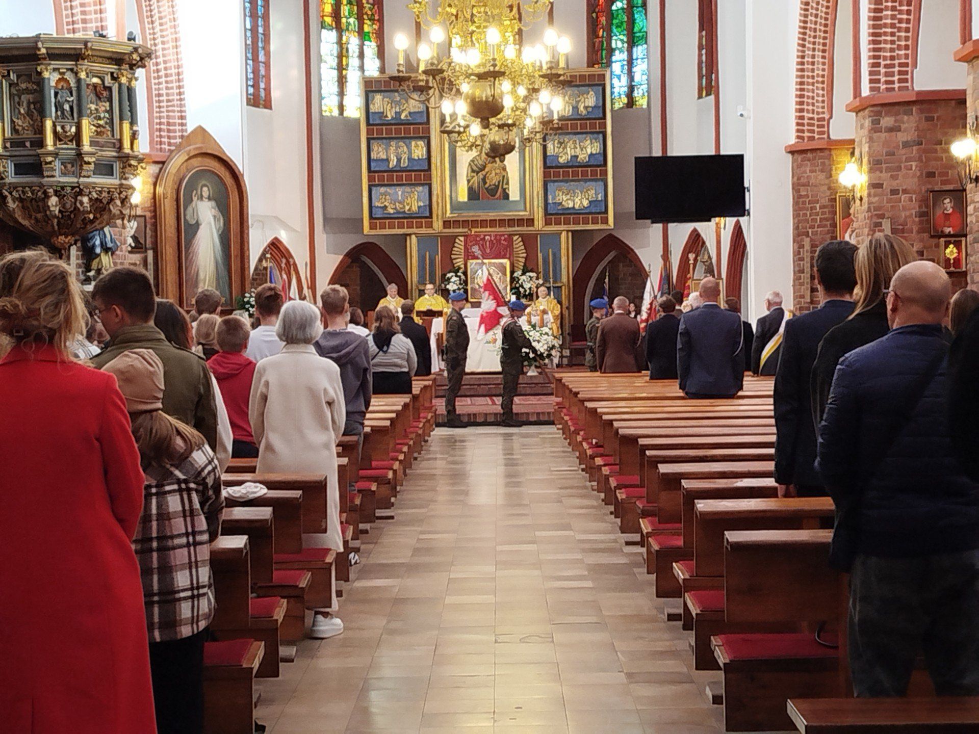 Obchody 86. rocznicy powstania Polskiego Państwa Podziemnego i Szarych Szeregów