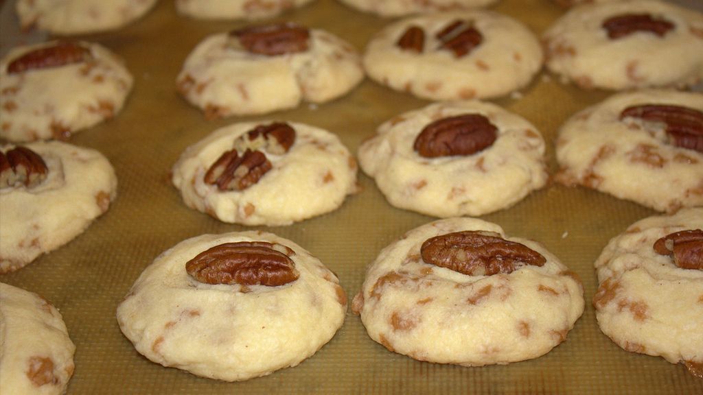 Kruche ciastka z orzechami pekan