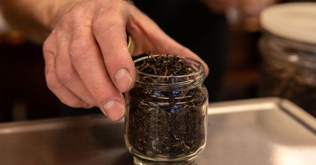 Taką herbatę pij w upały. Ma niesamowite właściwości