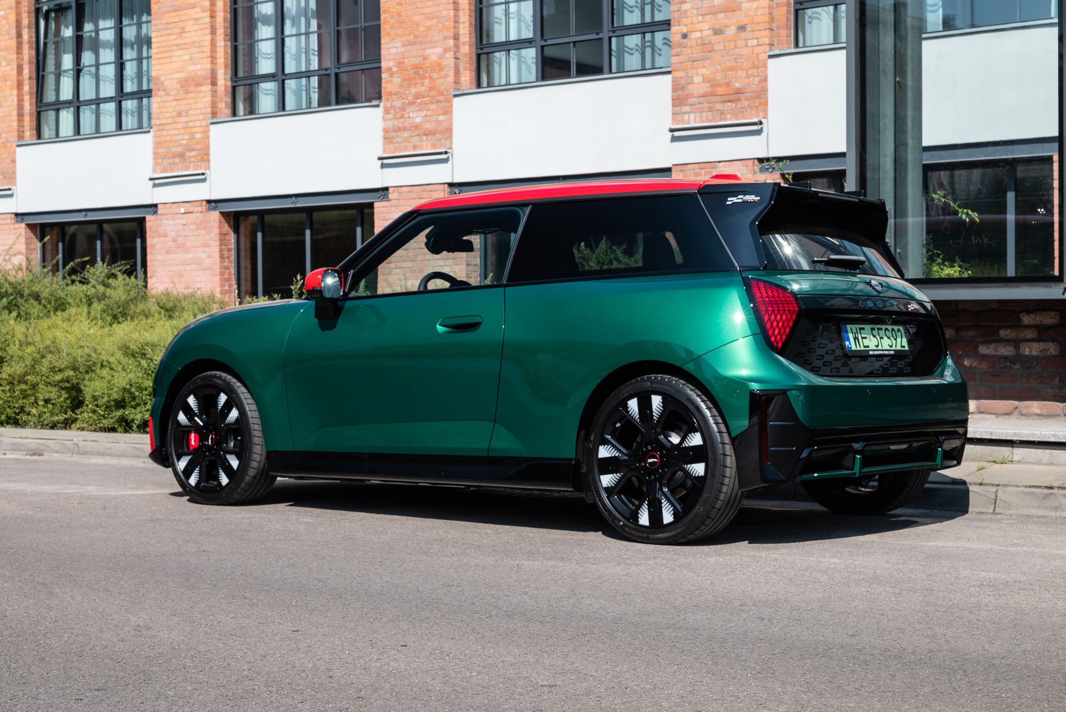 Mini John Cooper Works E