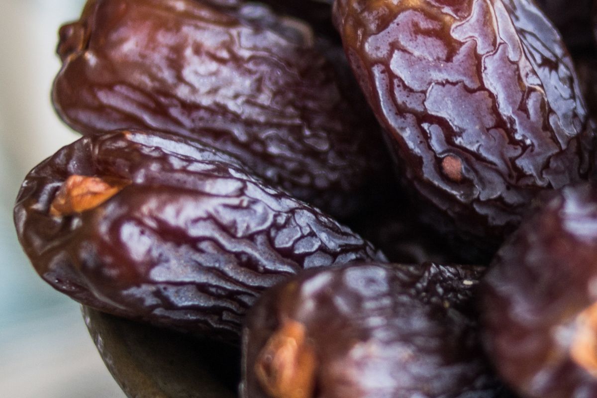 Medjool Dates. An Extraordinary Portion of Health