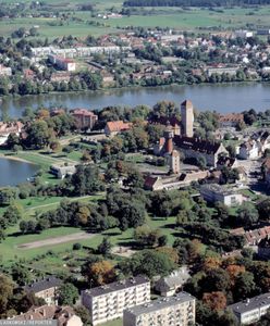 Oddali wieżę za złotówkę. Teraz miasto chce ją odkupić za 3 mln