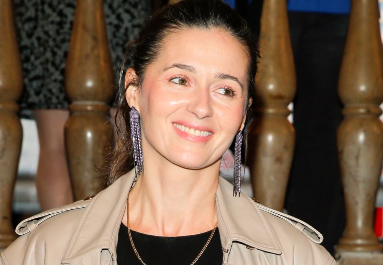 Grochowska odsłoniła nogi. Ale to płaszcz skradł całą uwagę WP Kobieta