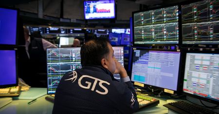 Po czterech kwartałach przyspieszenia PKB indeks S&P 500 sięgnął po nowy rekord [WYKRES TYGODNIA]